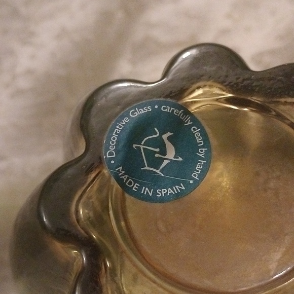 ⚜️ Vintage Decorative Spanish Glass - Picture 3 of 9